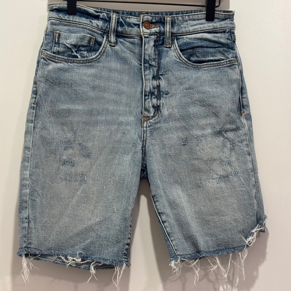Anthropologie Pilcro High Rise Distressed Bermuda Denim Shorts Light Wash 26
